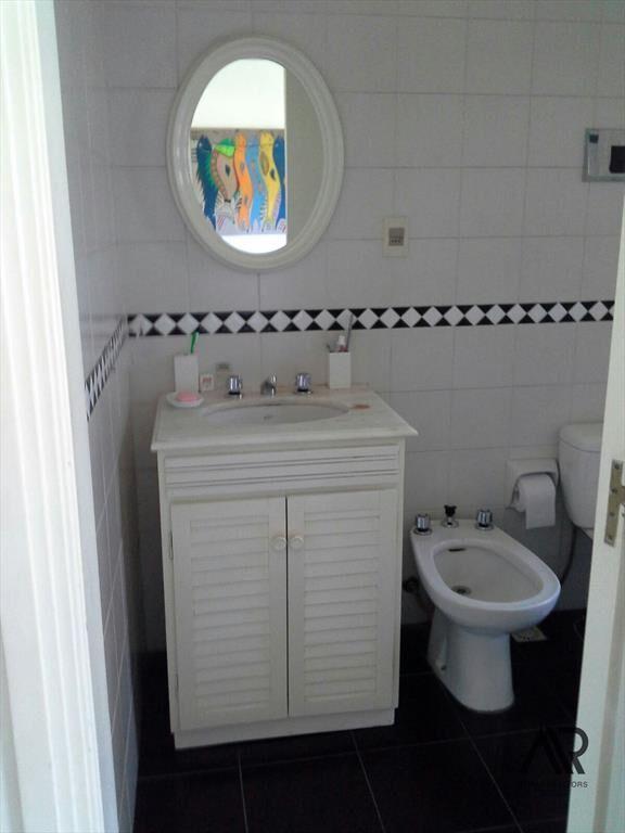 Hermosa Casa De 3 Dormitorios Más Dependencia En Alquile...