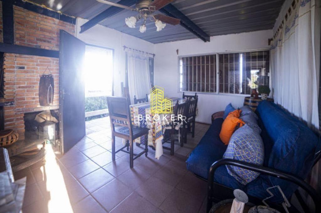 Casa y Apartamento en Venta en San Luis a metros