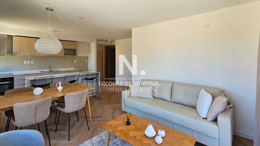 Venta Moderno Apartamento de 3 Dormitorio a Estrenar en Bar