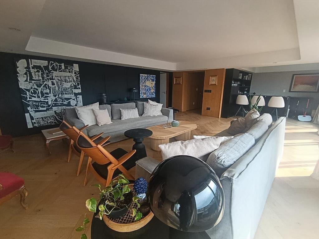 Leyenda Patria, piso alto, 288 m2 24 m2 terrazas, gge x3