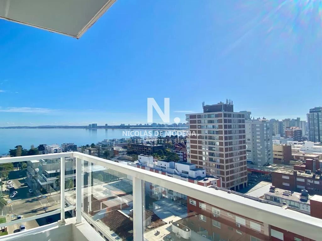 Apartamento 2 dormitorios en Península, con vista al mar!