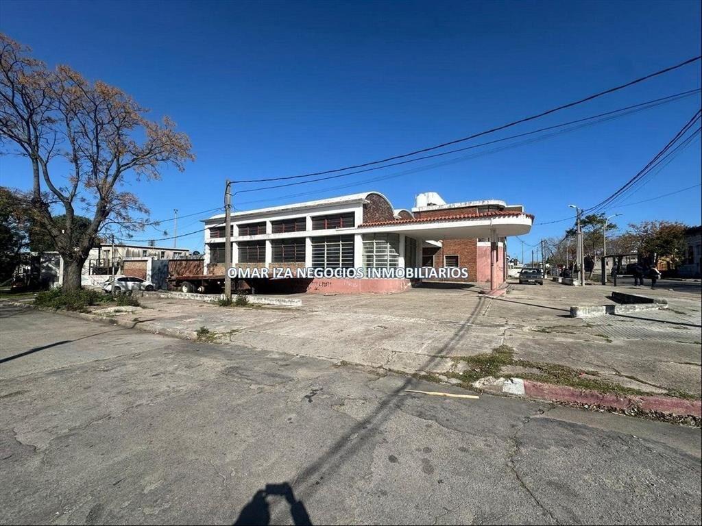 VENTA LOCAL COMRCIAL EN LA TEJA, GALPON, DEPOSITO, ENTRADA