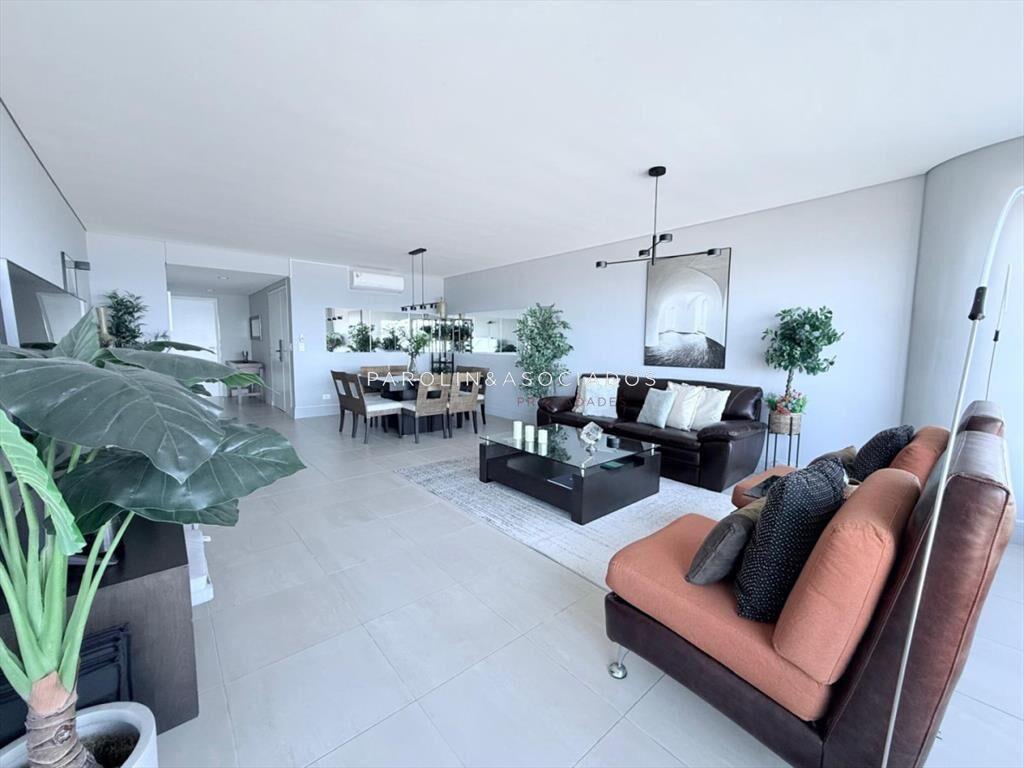 Apartamento en venta en Punta del Este.