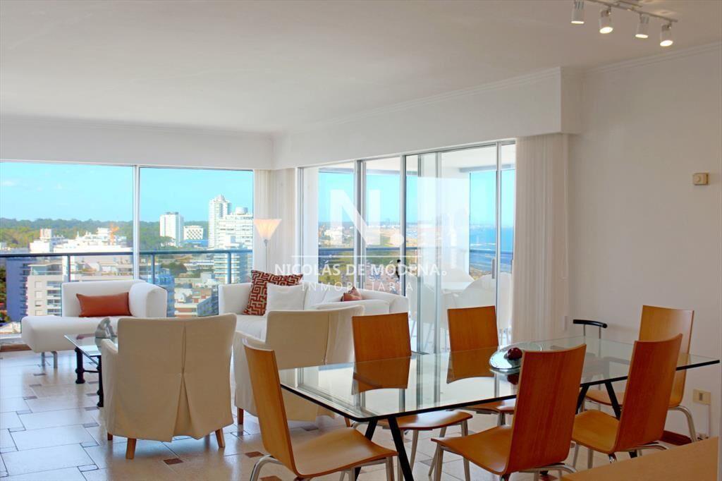 Vende apartamento en Brava, Punta del Este con 3