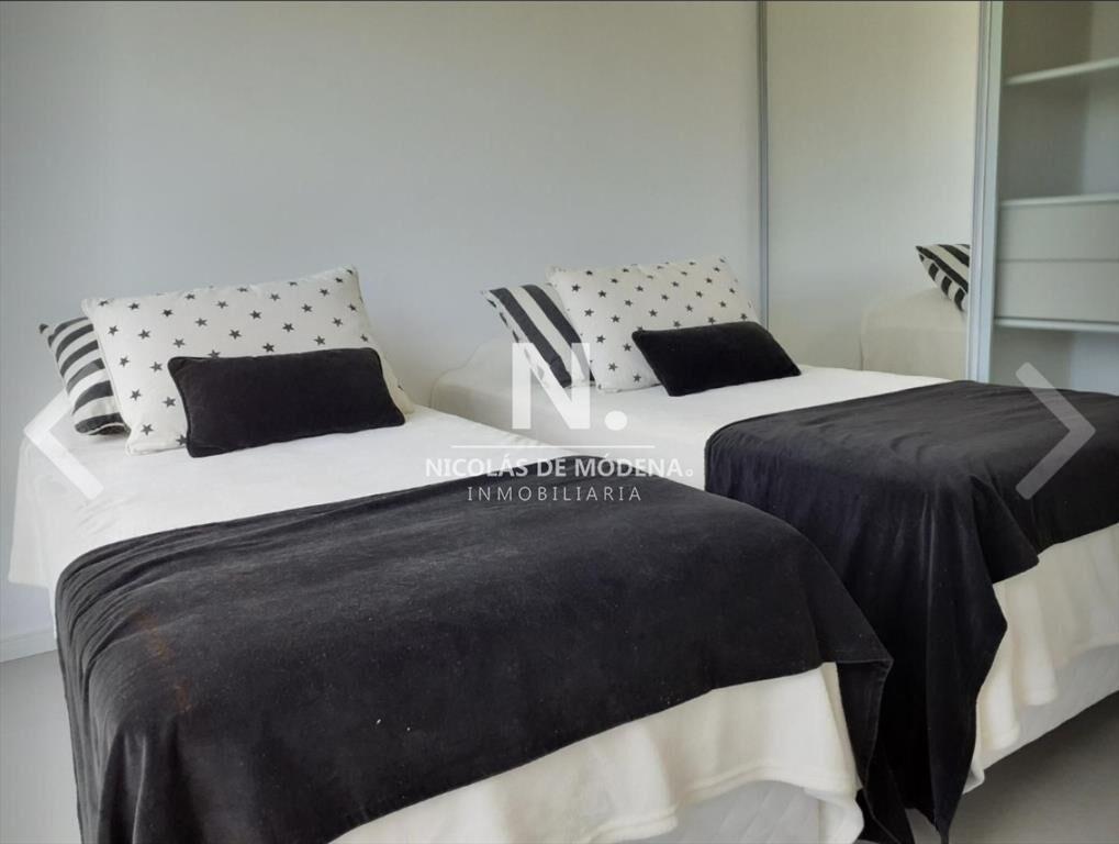 En venta apartamento de 2 dormitorios en Brava,