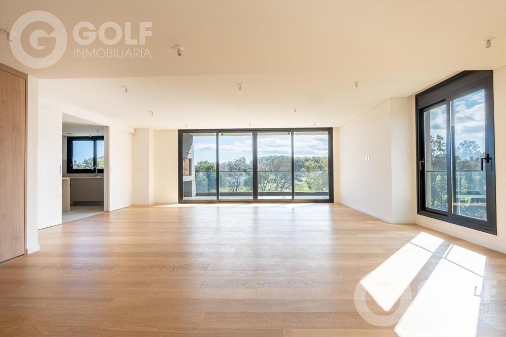 Venta o alquiler de apartamento 4 dormitorios TRENTO