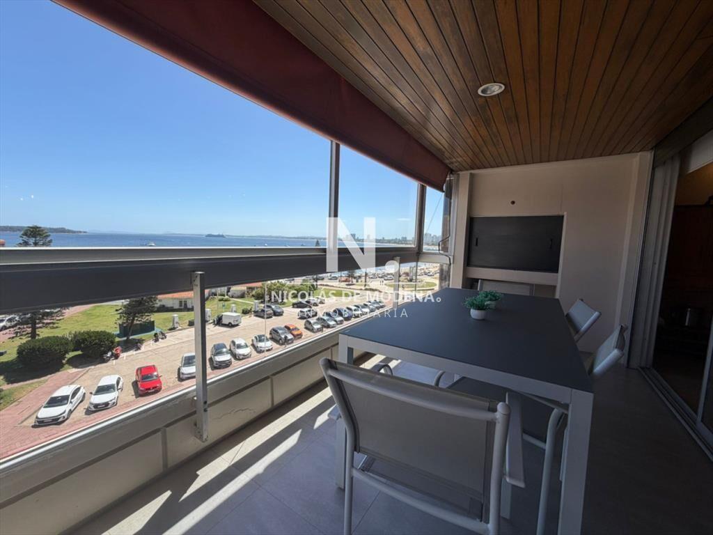 Apartamento en Venta de 3 dormitorio en Punta del