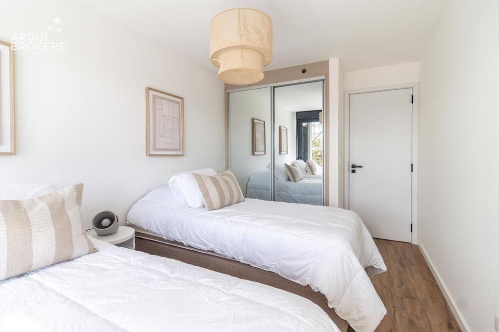 Apartamento de dos dormitorios en venta en Buceo - 113