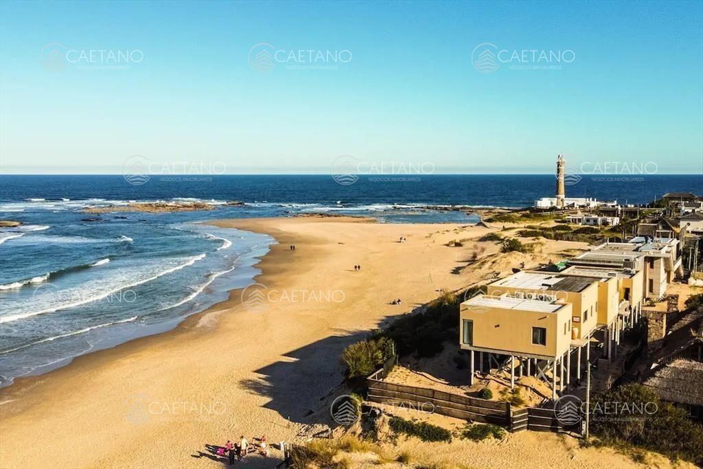 Venta casa sobre el mar. José Ignacio, Punta del