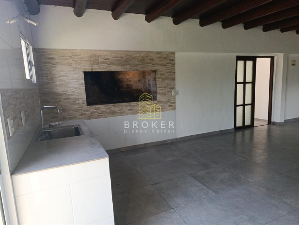 Venta casa Punta del Este Pinares 4 dormitorios Piscina Bar