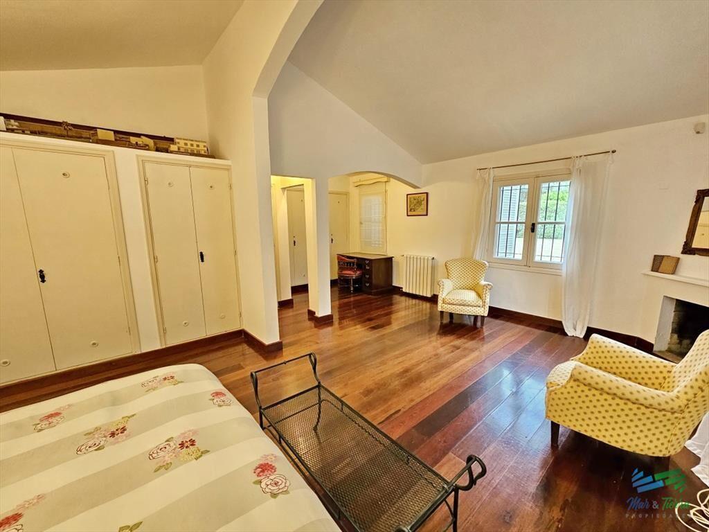 En venta casa 6 dormitorios con gran terreno y en