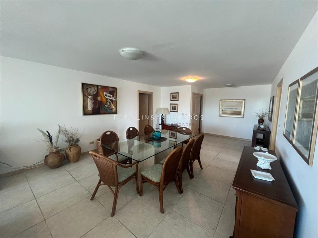 Apartamento en venta en piso alto en Torre Nueva