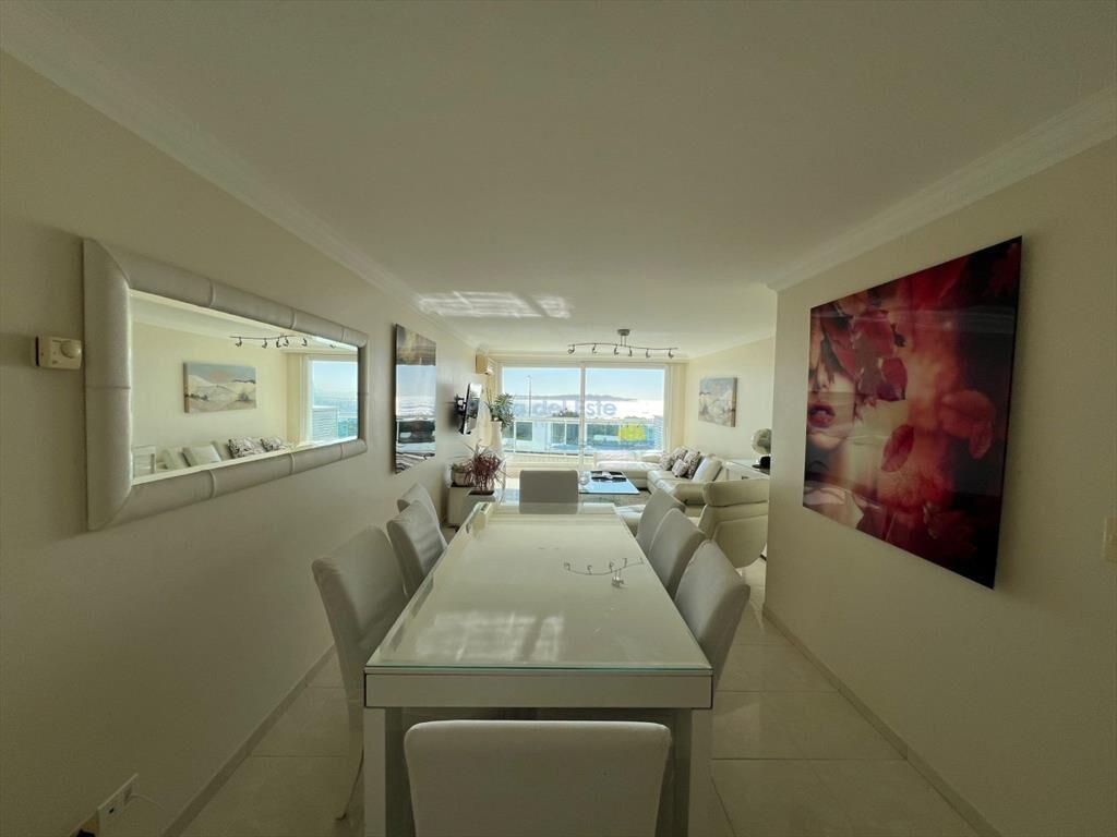 Departamento en Alquiler de 3 Dormitorios en del