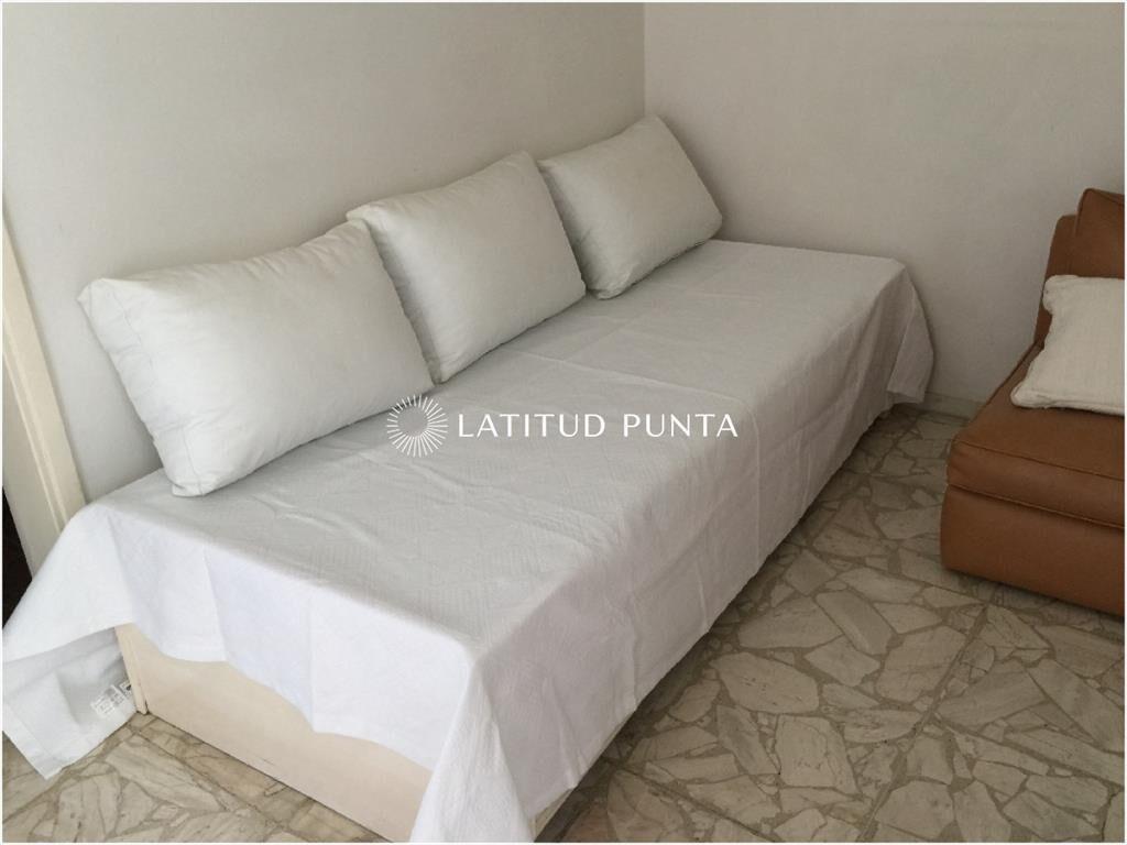 Piso alto en Península, 1 dormitorio y medio