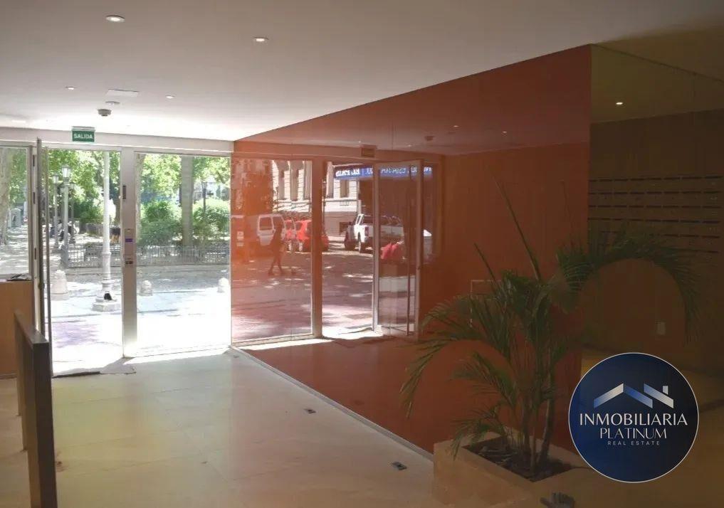 Apartamento en alquiler c/ cochera en Centro