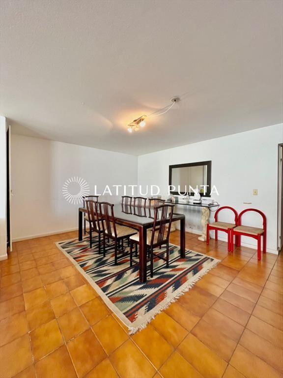 Gran departamento en Península, 3 dormitorios