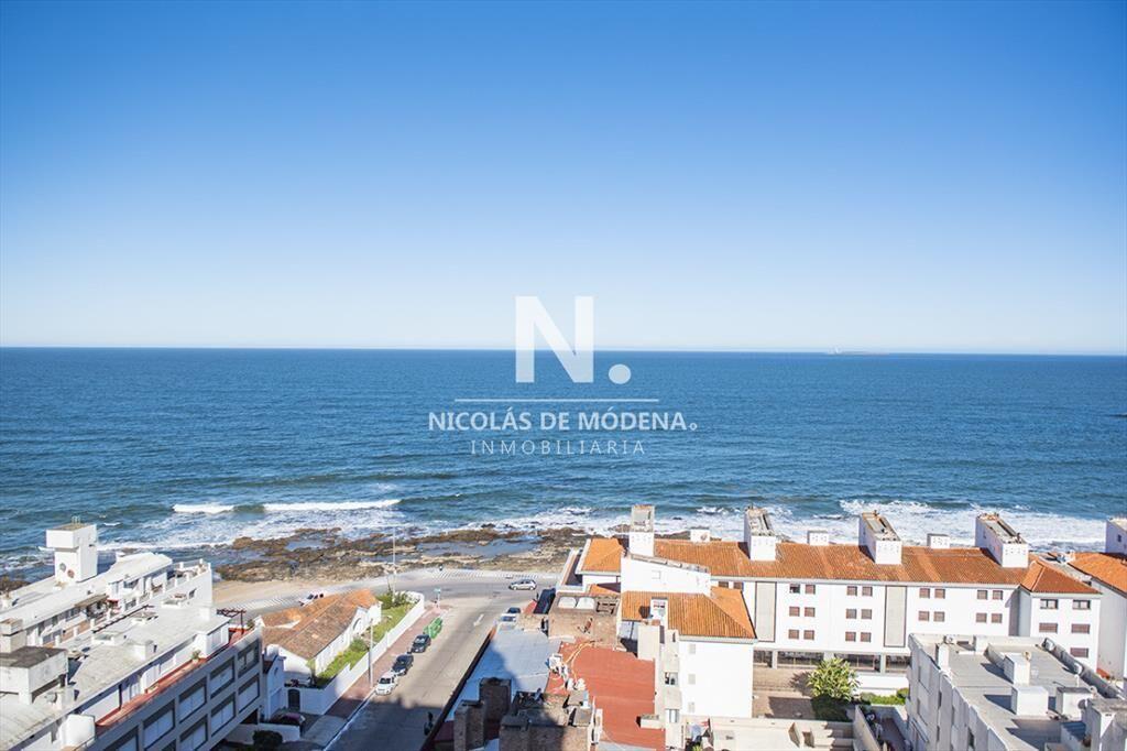 Departamento de 1 dormitorio y medio en venta en