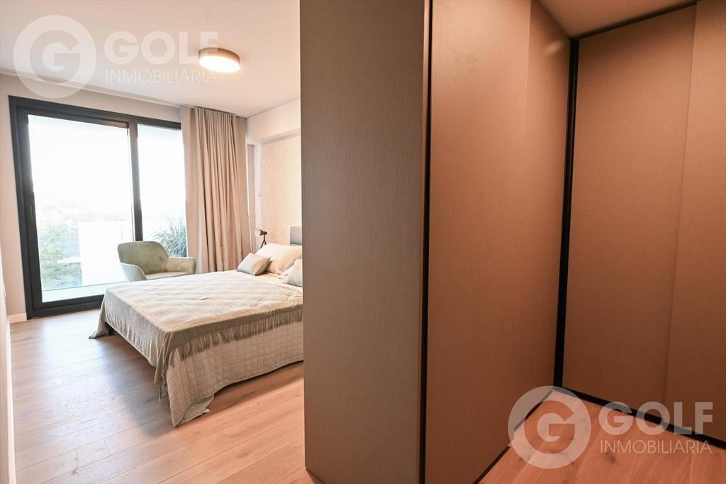 Venta / Alquiler de apartamento de 3 dormitorios en COSMOS
