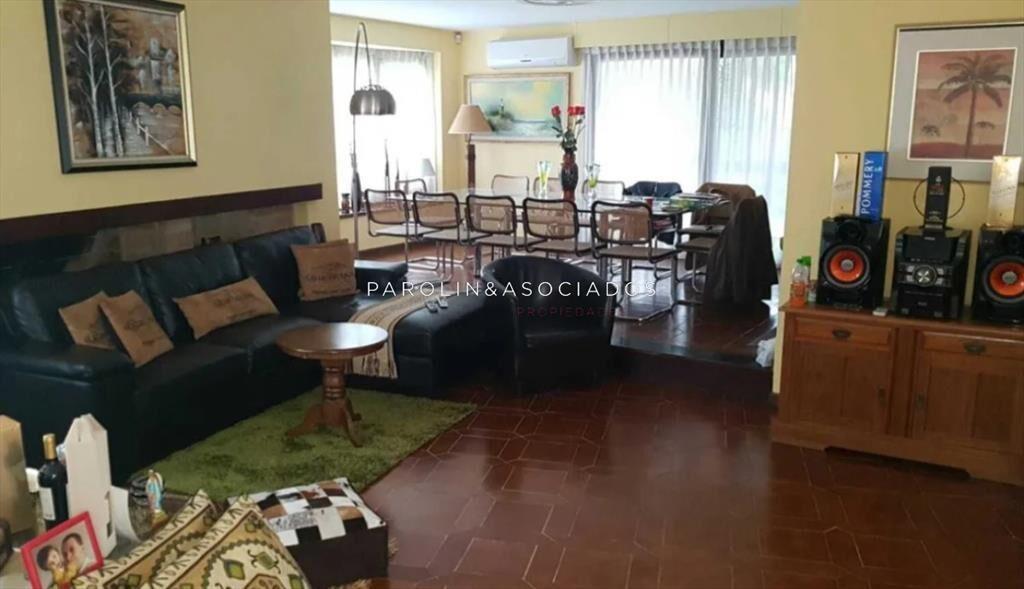 Linda casa en venta en Jardines de Cordoba, Punta