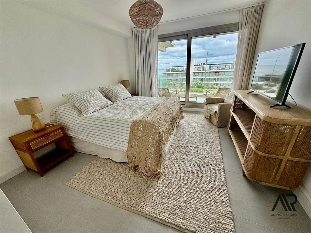 Apartamento en venta c/ cochera en Manantiales