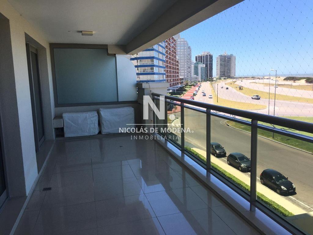 Apartamento en venta de 3 dormitorios en Torre ,