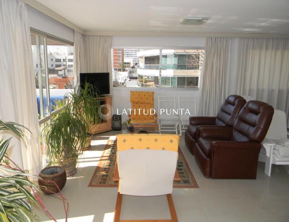 Apartamento frente al Puerto