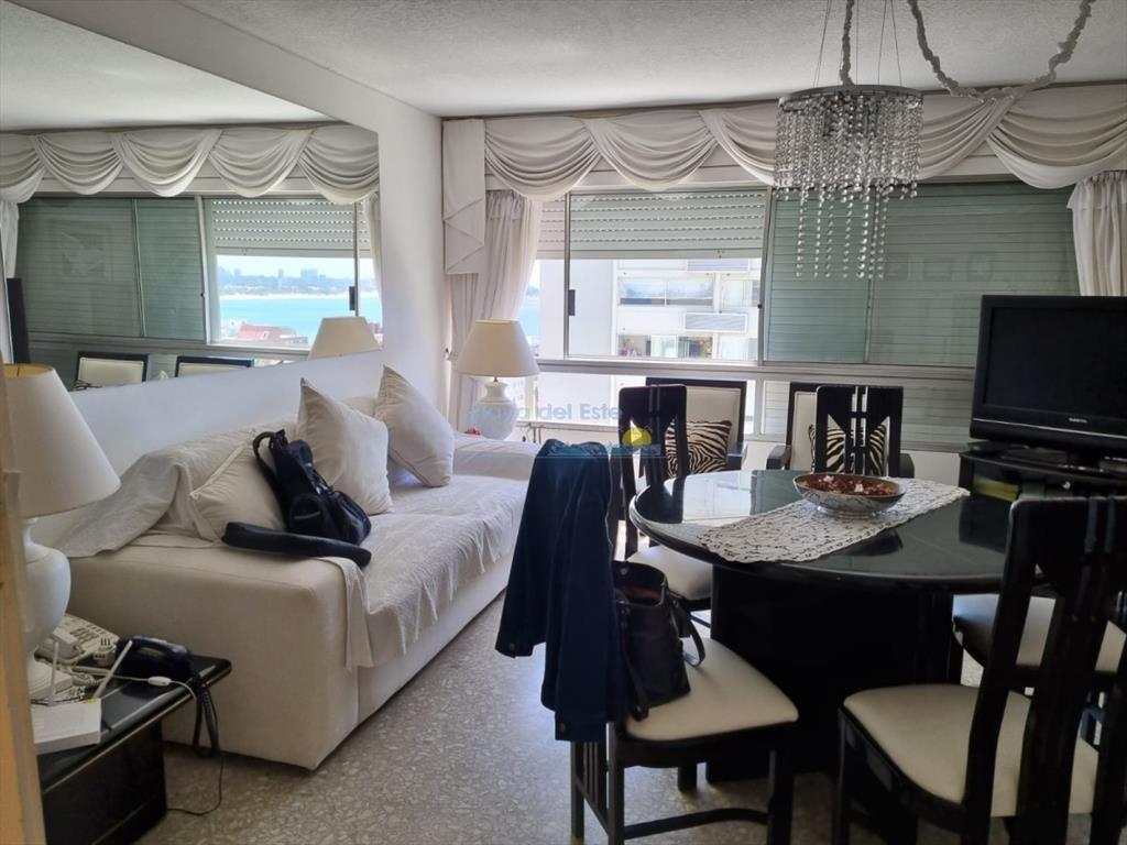 Apartamento en Peninsula, 3 dormitorios *