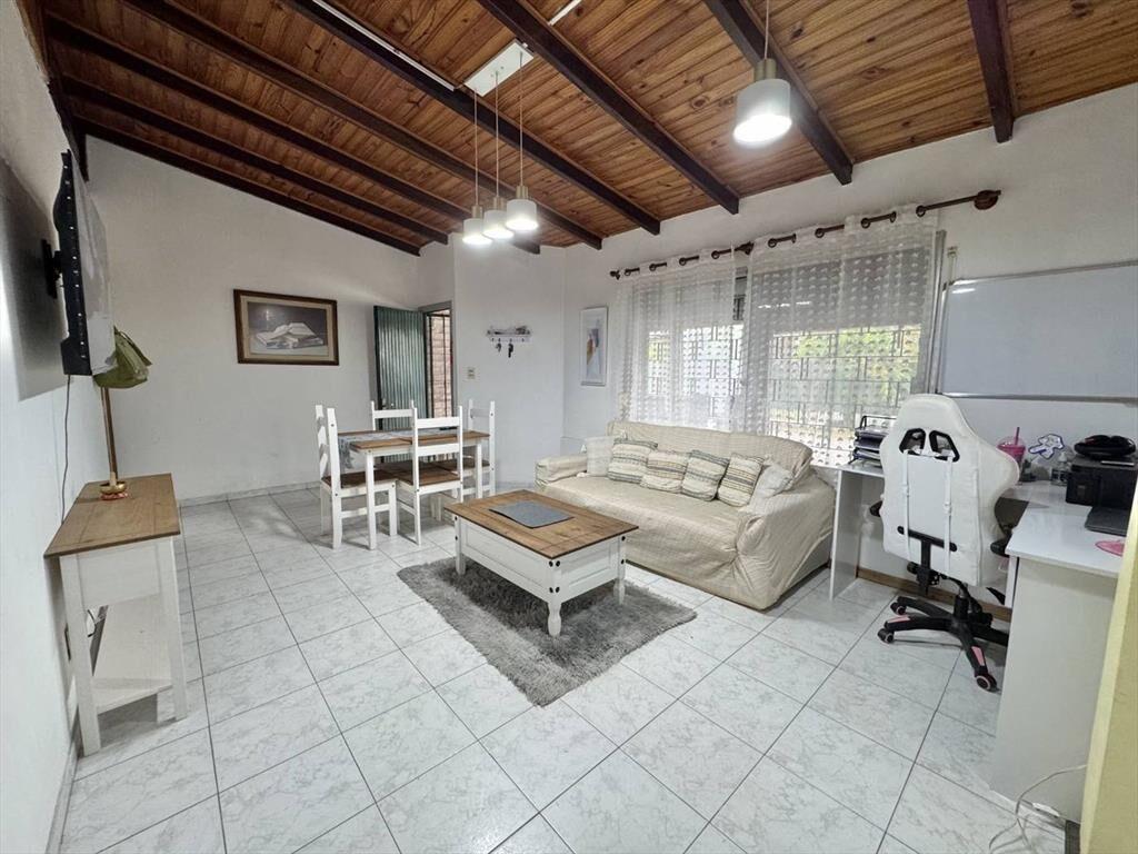 Venta Casa 3 Dorm con Piscina en Salinas Sur