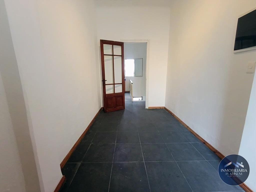Casa en venta 3 dormitorios+altillo c/ cochera en La Bla...