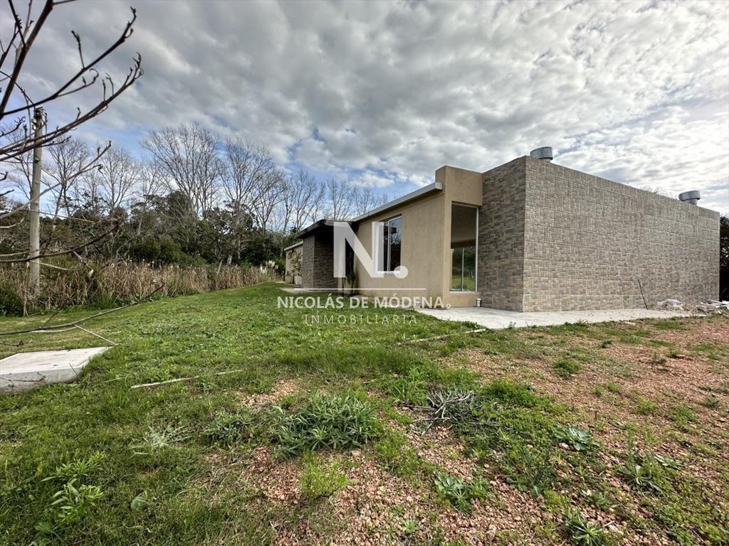 Venta Casa a estrenar en barrio privado Verde
