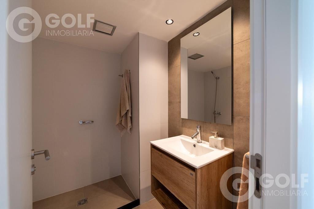 Venta apartamento de 2 dormitorios con vista al lago en Bar