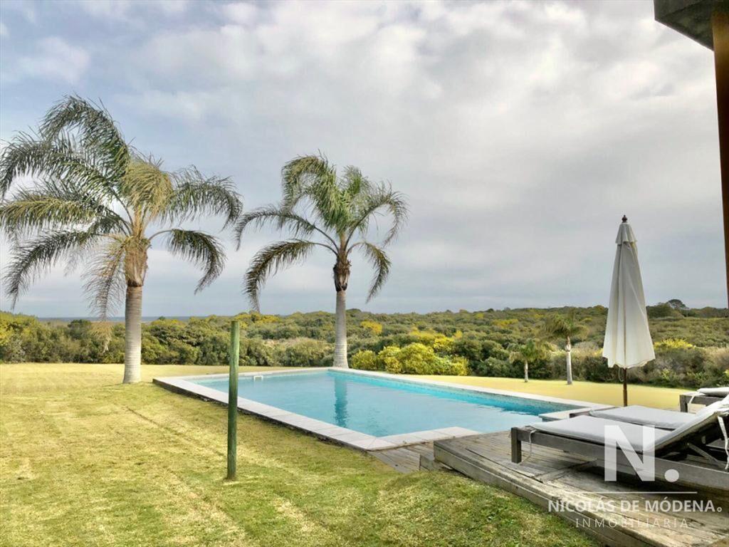 Venta De Casa En Jose Ignacio Con Vista Al Mar, Punta Del E