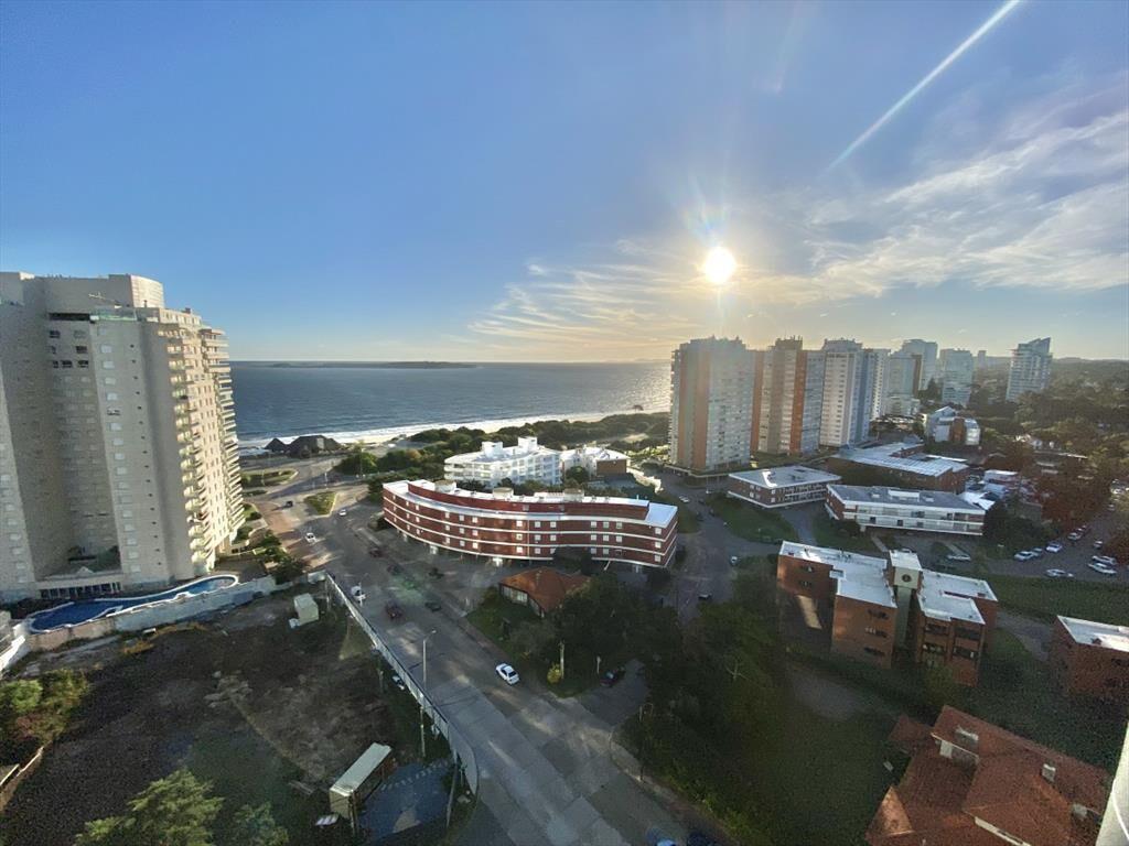 VENTA APARTAMENTO 2 DORMITORIOS - MIAMI BOULEVARD