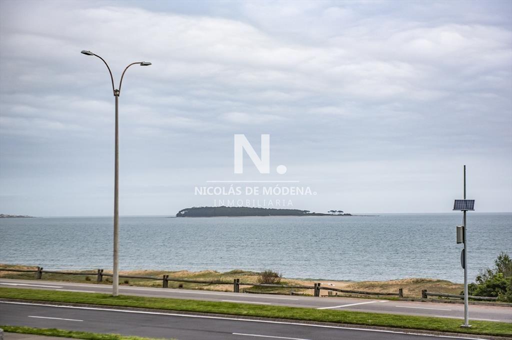 Departamento de 3 dormitorios en venta. Gran en
