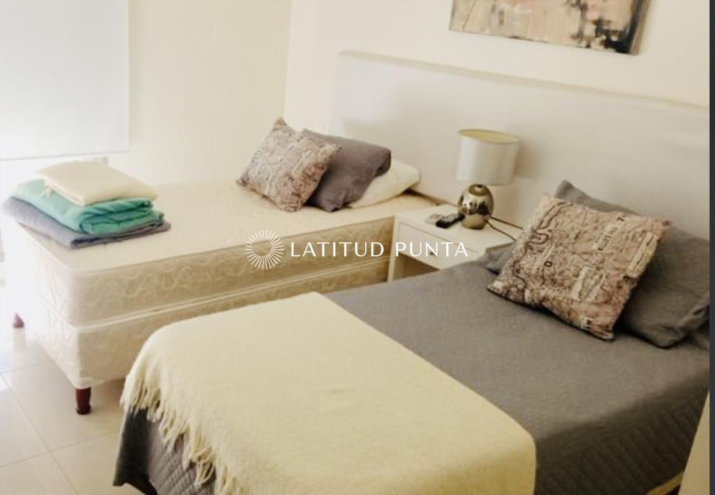 Apartamento en Imperiale, 4 suites más toilette