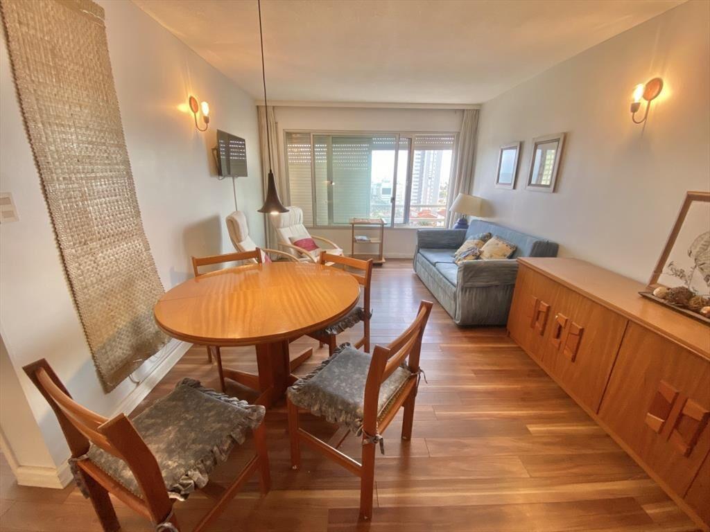 VENTA DE APARTAMENTO DE 1 DORMITORIO EN EDIFICIO