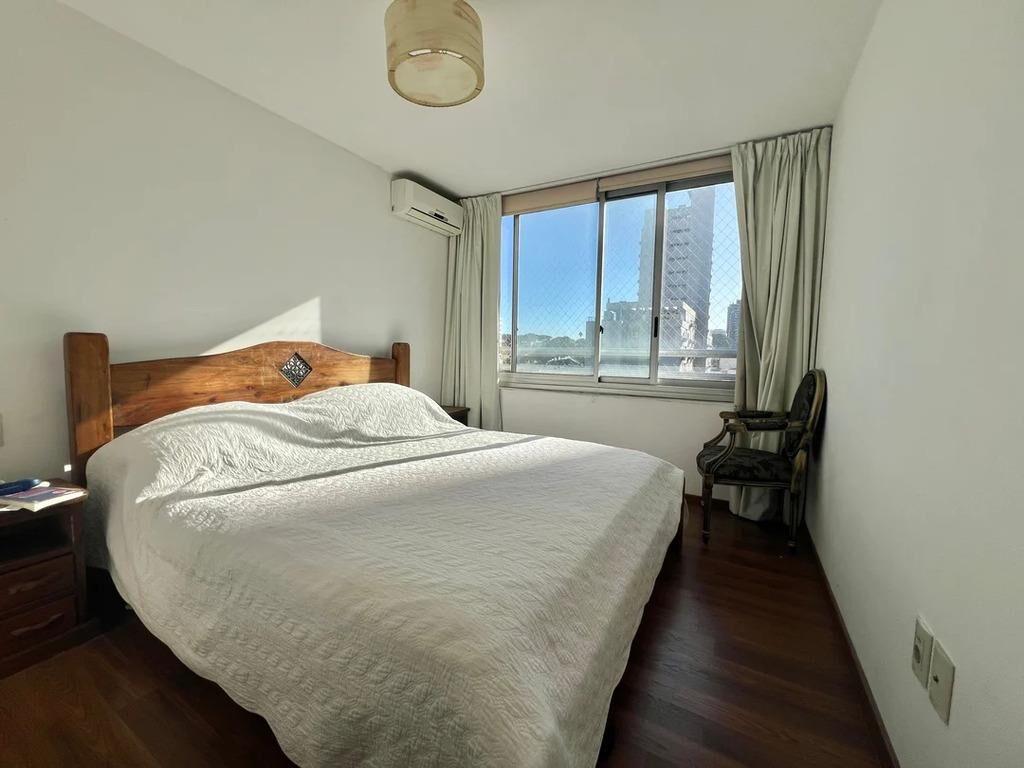 Venta Apartamento en Malvín 2 Dormitorios y Garaje