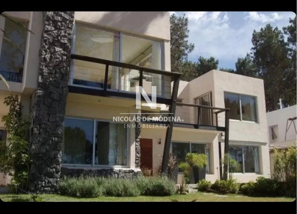OPORTUNIDAD VENDO CASA EN MONTOYA 5 DORM + OPCION