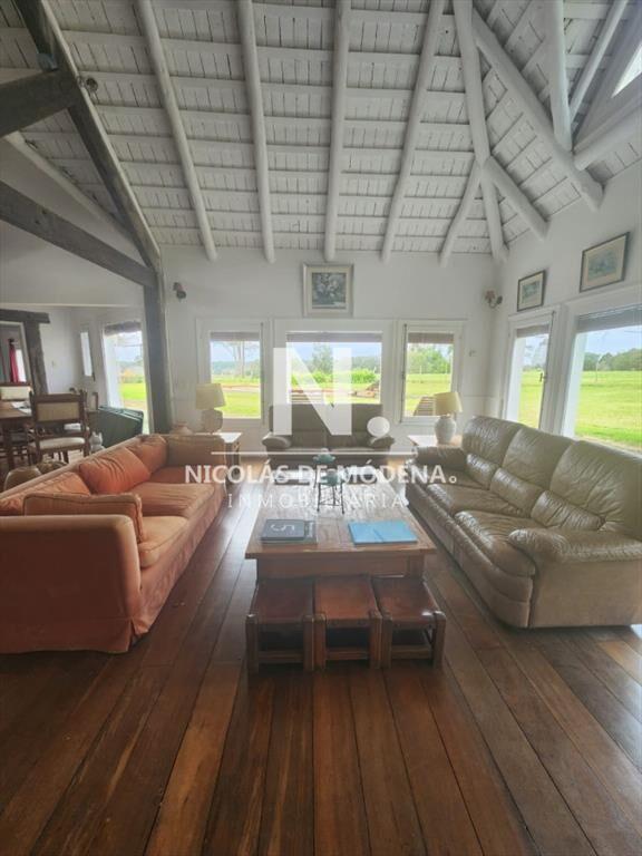 Casa de gran tamaño en venta