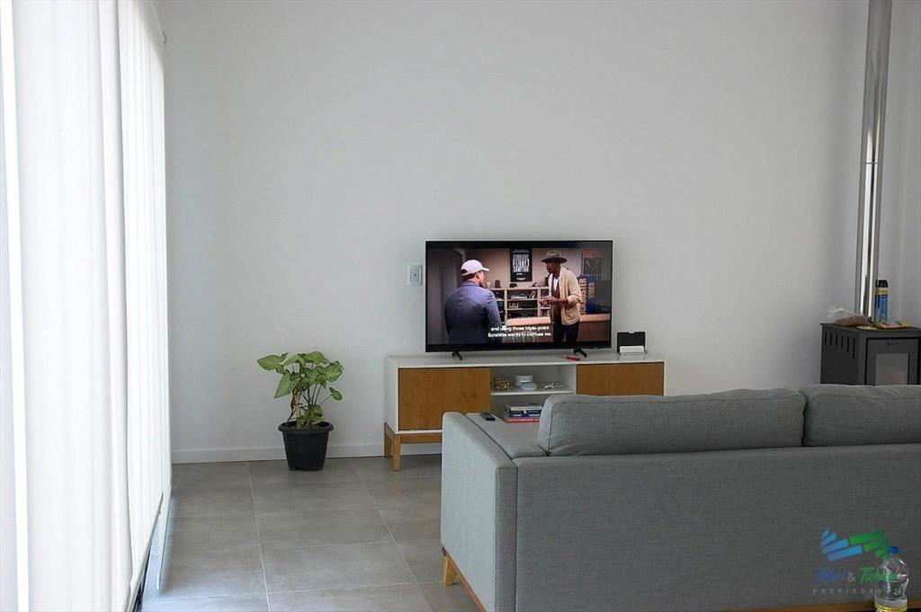 En Venta casa de 2 dormitorios en Parque Burnett,