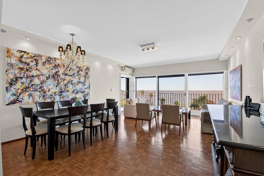 BR ARTIGAS Y RAMBLA! 140 MTS. FRENTE AL GOLF! TODO RECI...