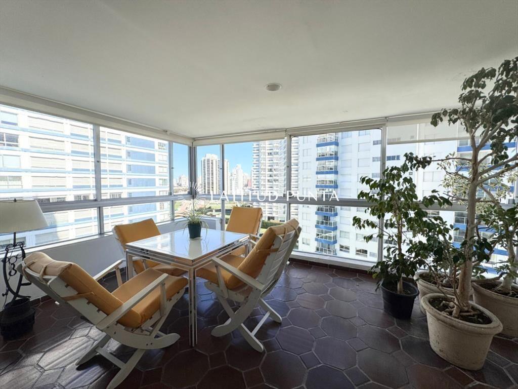 Apartamento en Pez Espada, 4 dormitorios