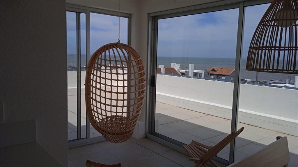 Pent house, 3 suites, parrllero, piscina y mucama