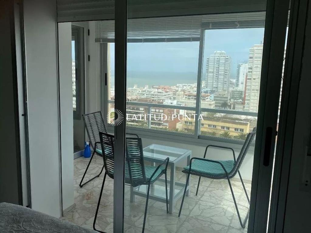 Península, apartamento de 3 dormitorios en piso