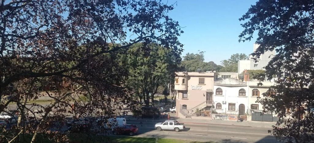 Se vende Apartamento de dos dormitorios con garage en Parqu