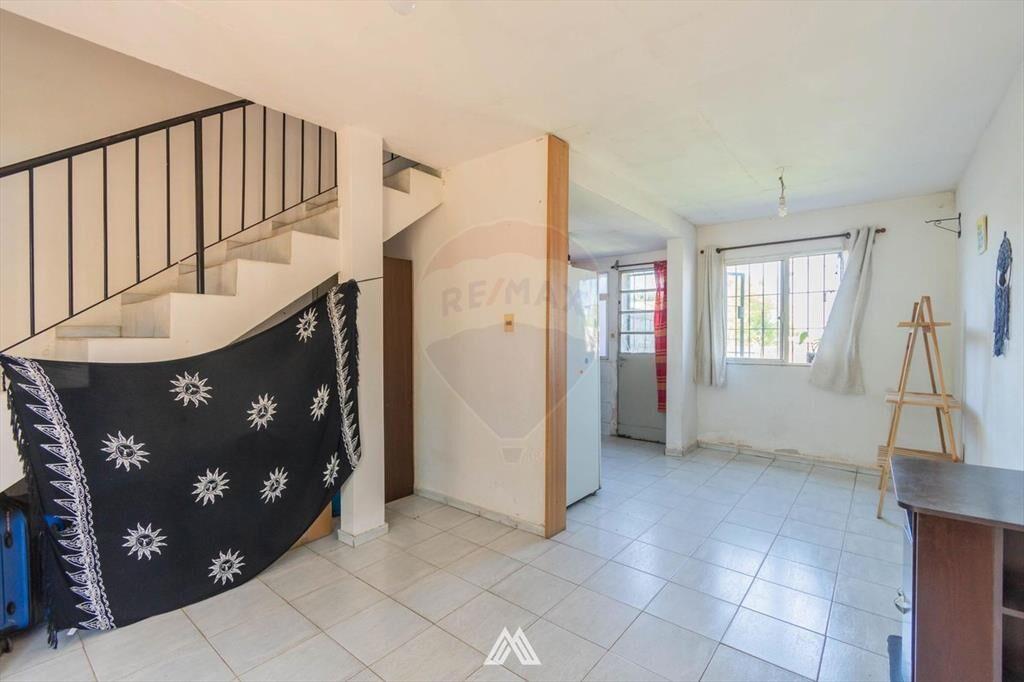 Venta duplex de 2 dormitorios con patio en Pando