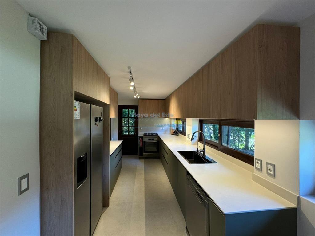 Casa en Venta de 5 dormitorios en Punta del este