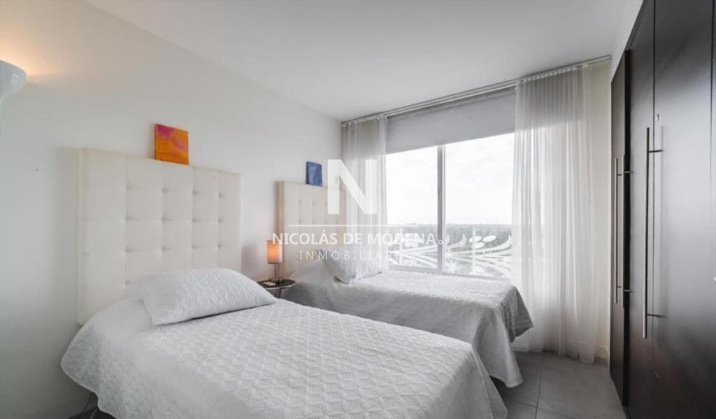 Departamento de 2 dormitorios en venta en Torre