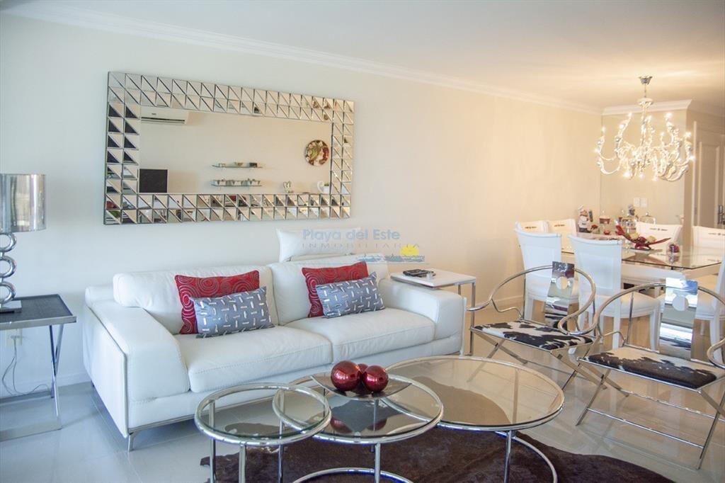 Hermoso departamento en edificio Imperiale en 3