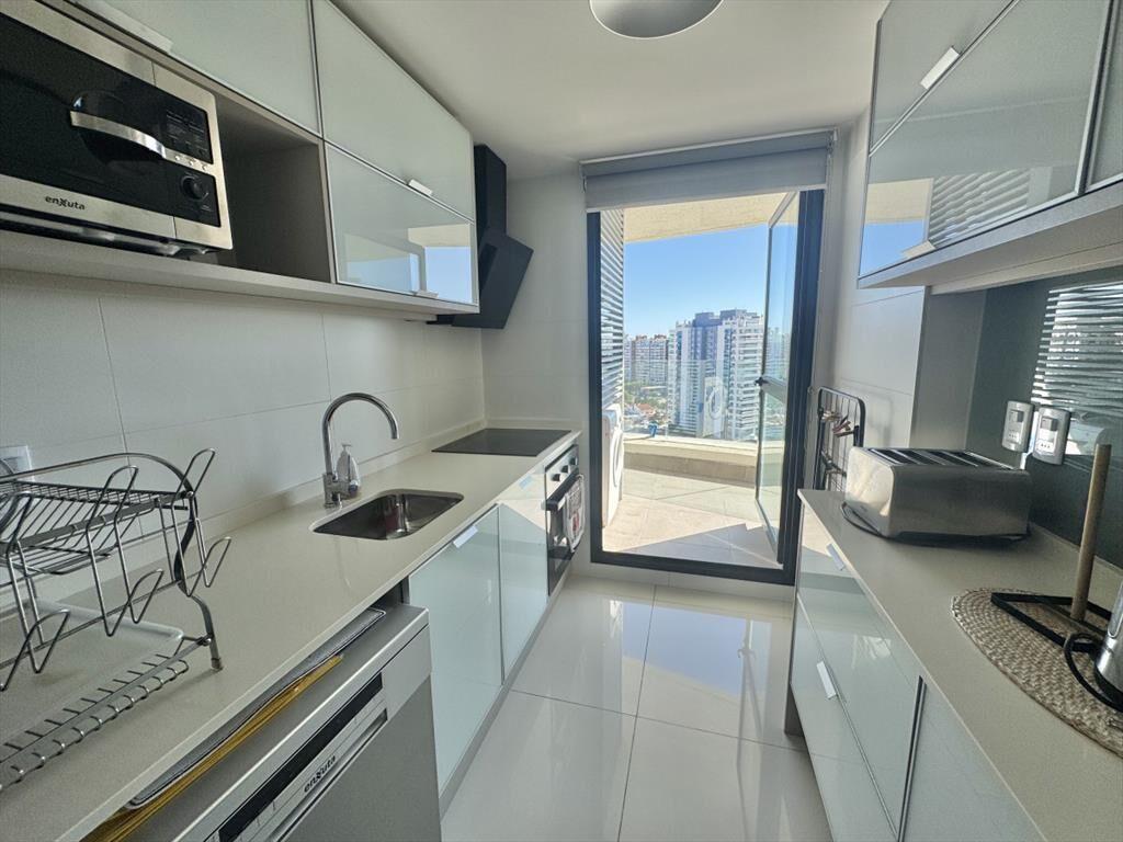 VENTA DE APARTAMENTO DE 3 DORMITORIOS EN EDIFICIO ARTOWER P